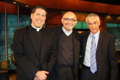 jorge-ramos-y-padre-alberto-scaled